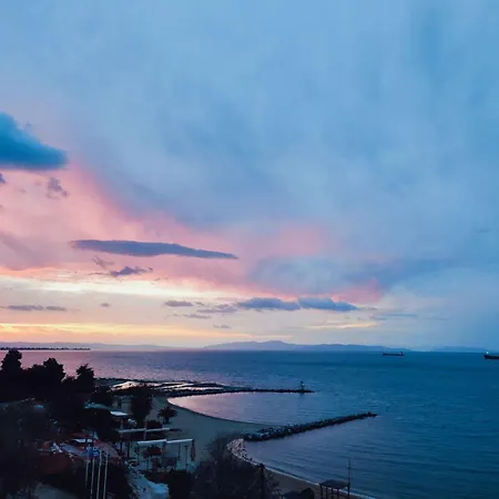 Riviera Sea View شقة *